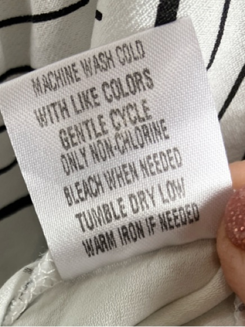 NorthStyle White Tunic with Black Abstract Linear and Dot Print - Picture 4 of 11